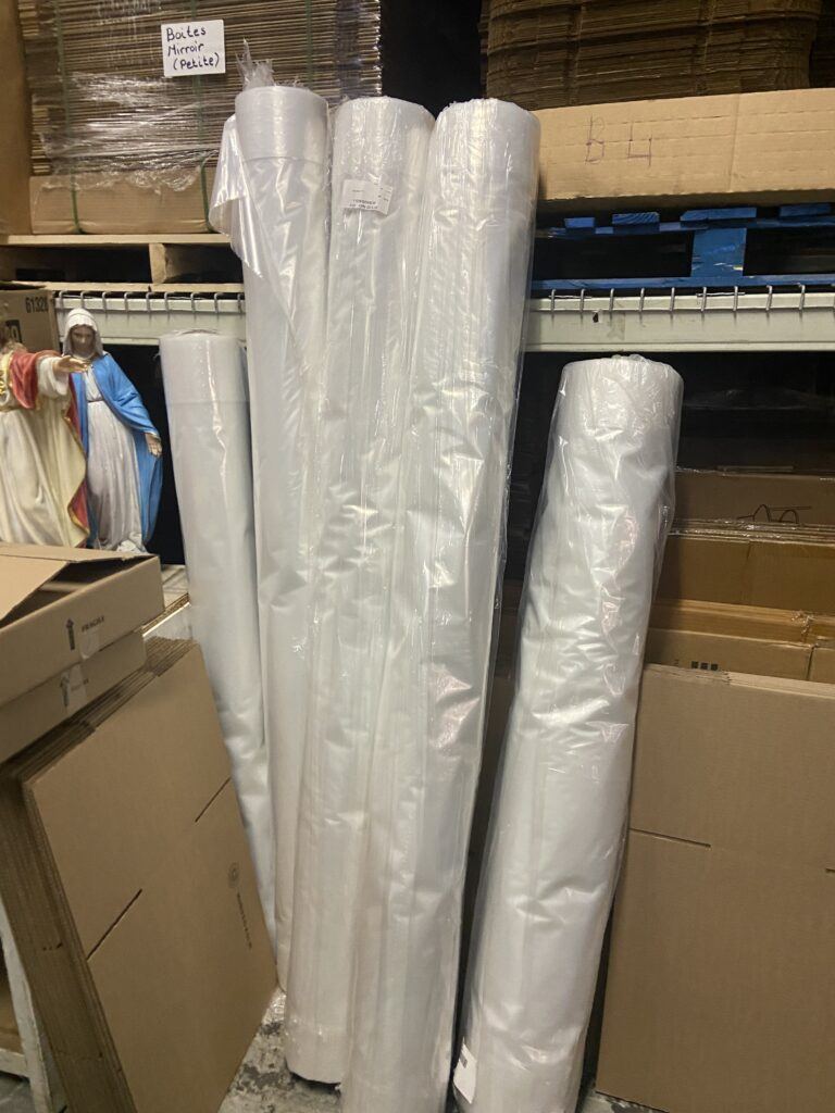 Papier d'emballage kraft en rouleau pour emballer cadeaux et produits
